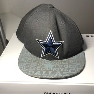 Dallas cowboys 7 1/2. Flat billed